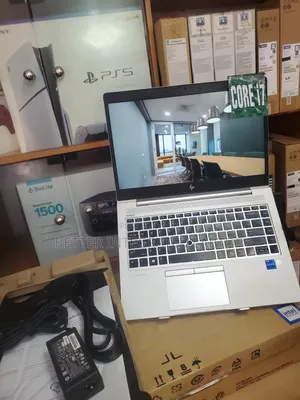 New Laptop HP EliteBook 850 8GB Intel Core 7 SSD 256GB