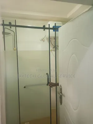 Toilet Cubicle