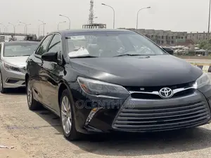 Toyota Camry XLE 4dr Sedan (3.5L 6cyl 6A) 2015 Black