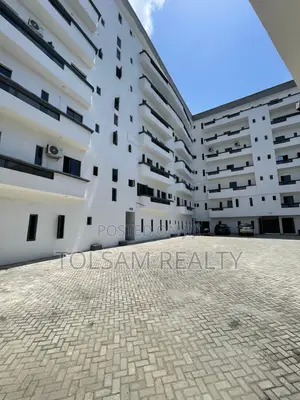 2bdrm Block of Flats in Chevron for rent