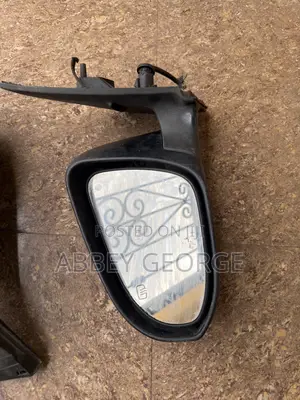 Toyota Corolla Follow Come Side Mirror