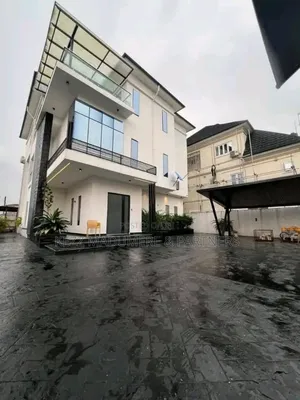 5bdrm Duplex in New Gra, Port for sale