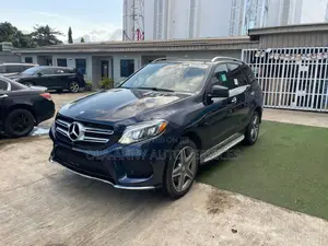 Mercedes-Benz GLE-Class GLE 350d 4MATIC 2017 Blue