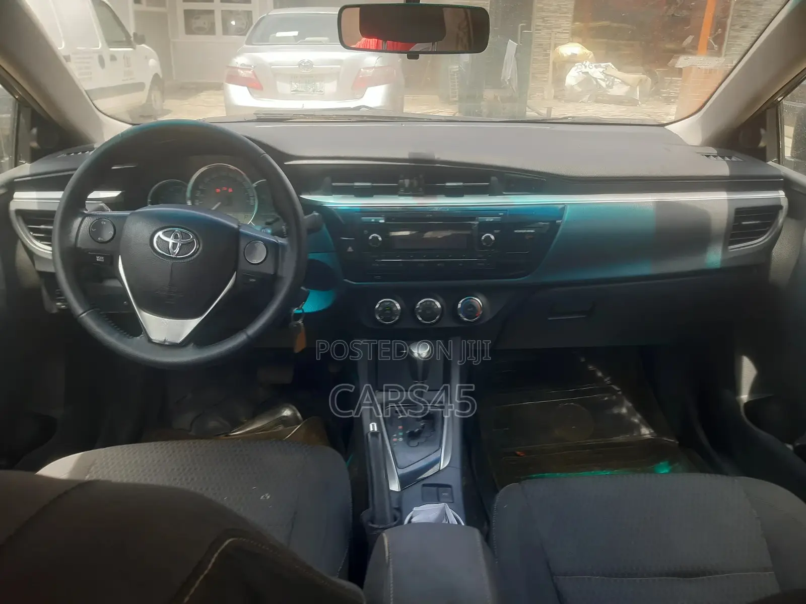 Toyota Corolla 2015 Black