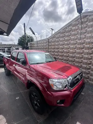 Toyota Tacoma 2011 Red