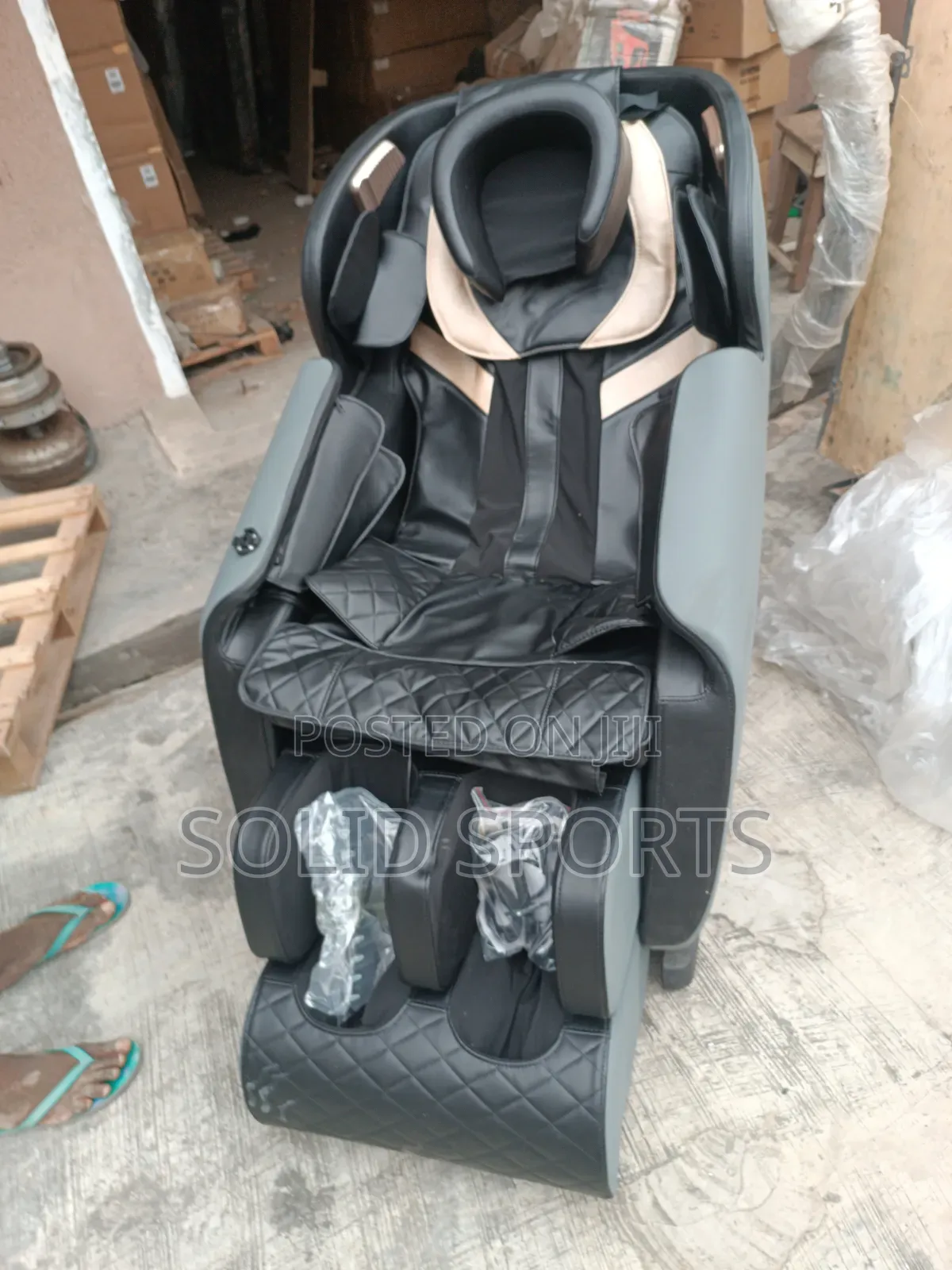 Beautiful Executive Chair Massager With Design Colors