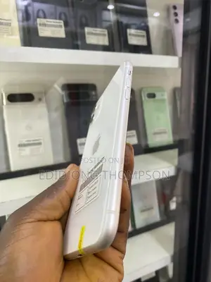 Apple iPhone 11 128 GB White