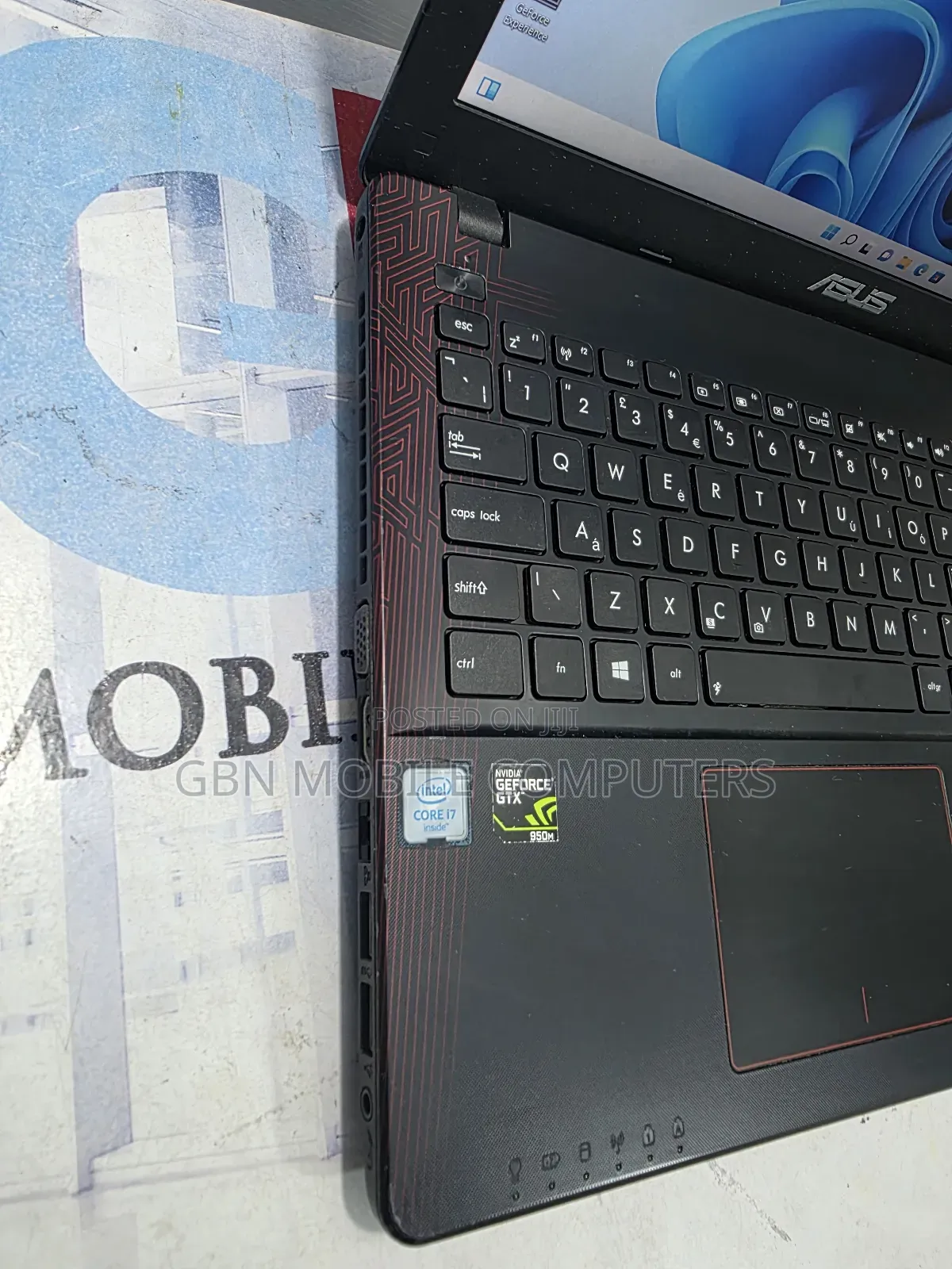Laptop Asus X550VB 8GB Intel Core i7 SSD 256GB