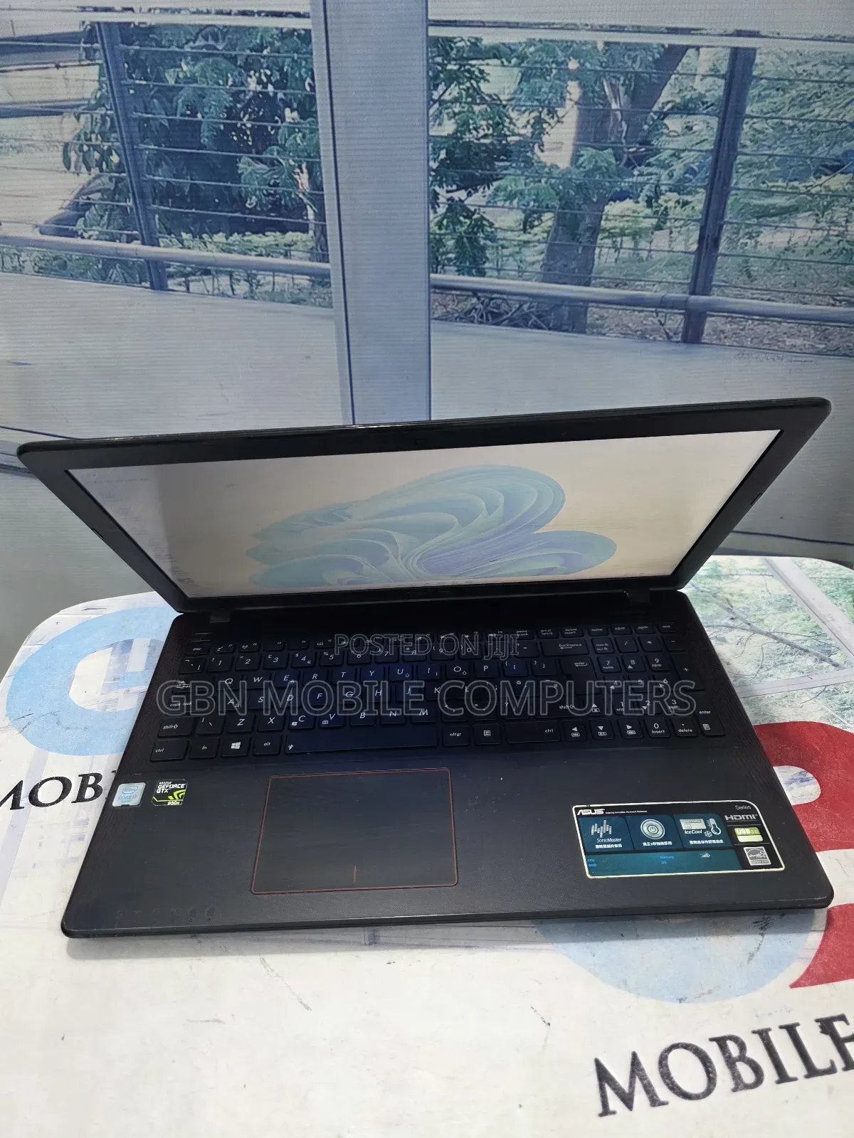 Laptop Asus X550VB 8GB Intel Core i7 SSD 256GB