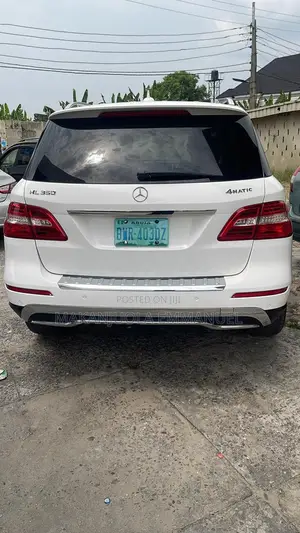 Mercedes-Benz M Class ML350 4MATIC 4dr SUV AWD (3.5L 6cyl 7A) 2015