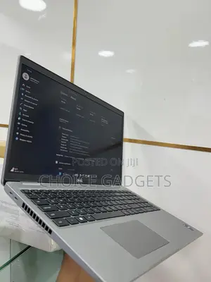 Laptop Dell Latitude 5530 16GB Intel Core i7 SSD 256GB