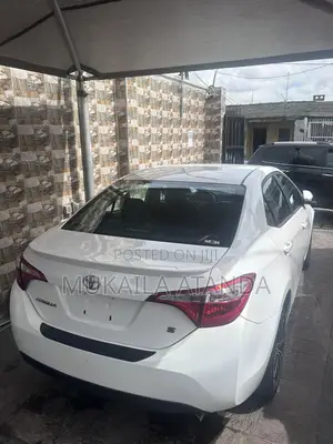 Toyota Corolla 2014 White