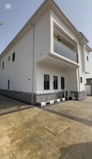 4bdrm Duplex in Lugbe District for sale