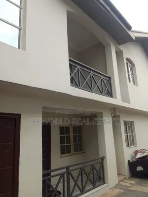 2bdrm Apartment in Main Estate for rent