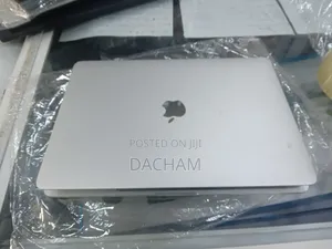 Laptop Apple MacBook Pro 2017 8GB Intel Core i5 SSD 256GB