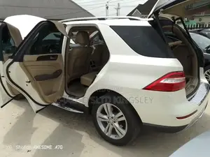 Mercedes-Benz M Class ML350 4MATIC 4dr SUV AWD (3.5L 6cyl 7A) 2014 White