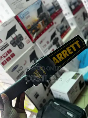 Garrett Super Scanner V Hand-held Metal Detector.