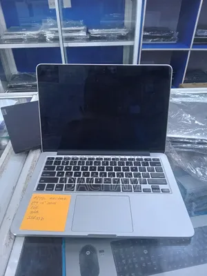 Laptop Apple MacBook Pro 2015 8GB Intel Core i5 SSD 256GB
