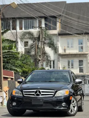 Mercedes-Benz C300 2010 Black