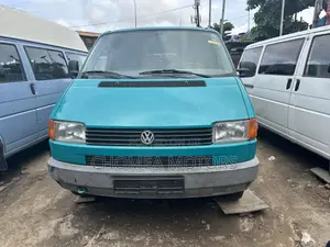 Volkswagen Transporter 2005 Blue