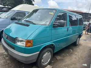 Volkswagen Transporter 2005 Blue