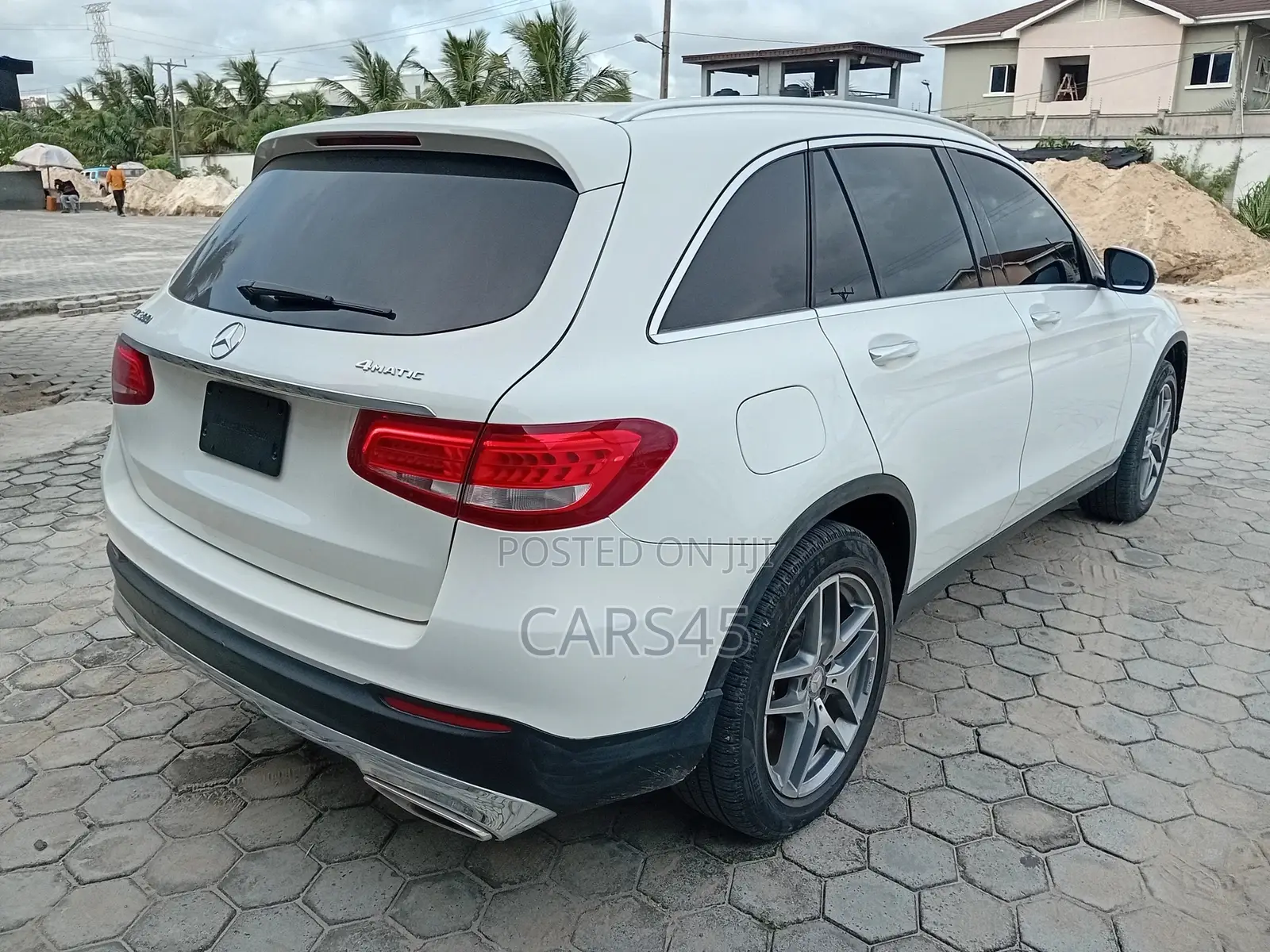 Mercedes-Benz GLC-Class 2017 White