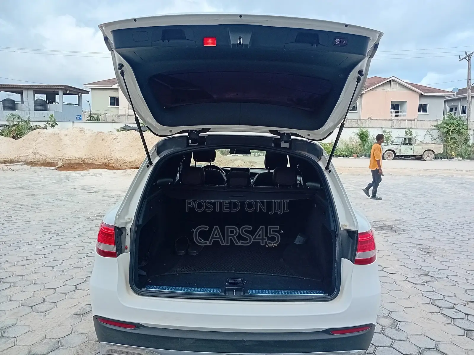 Mercedes-Benz GLC-Class 2017 White