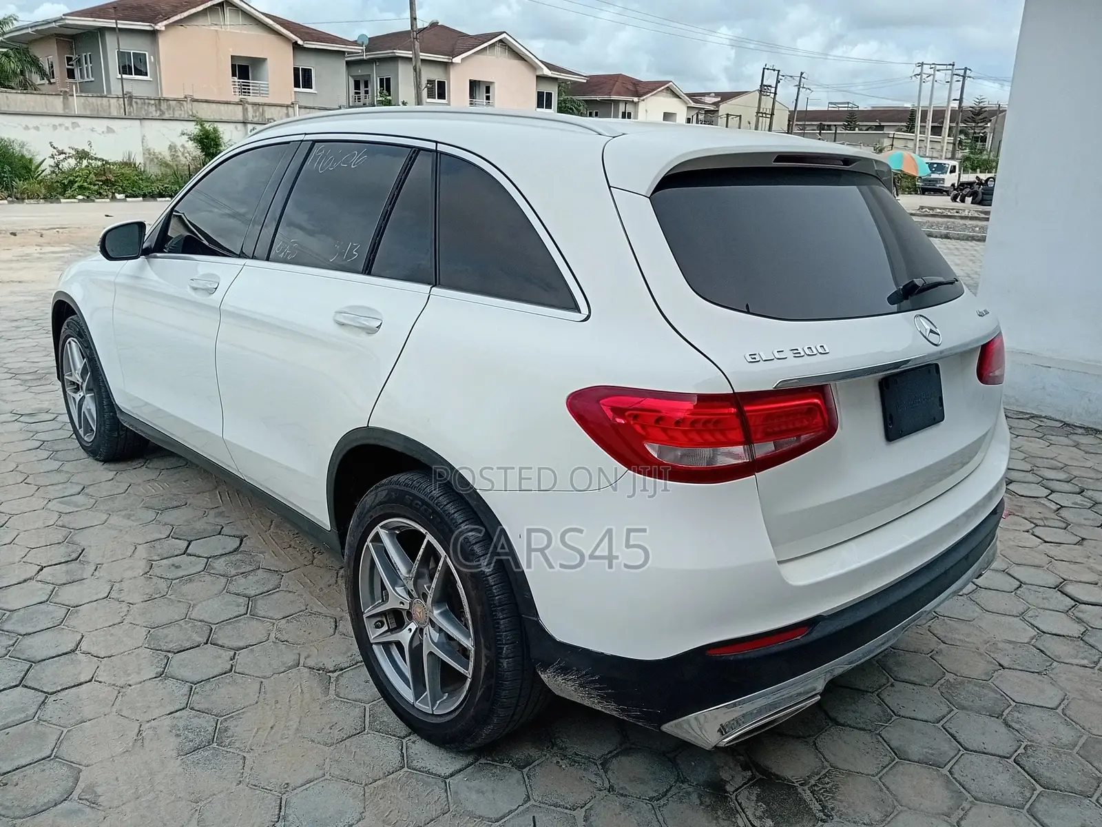 Mercedes-Benz GLC-Class 2017 White