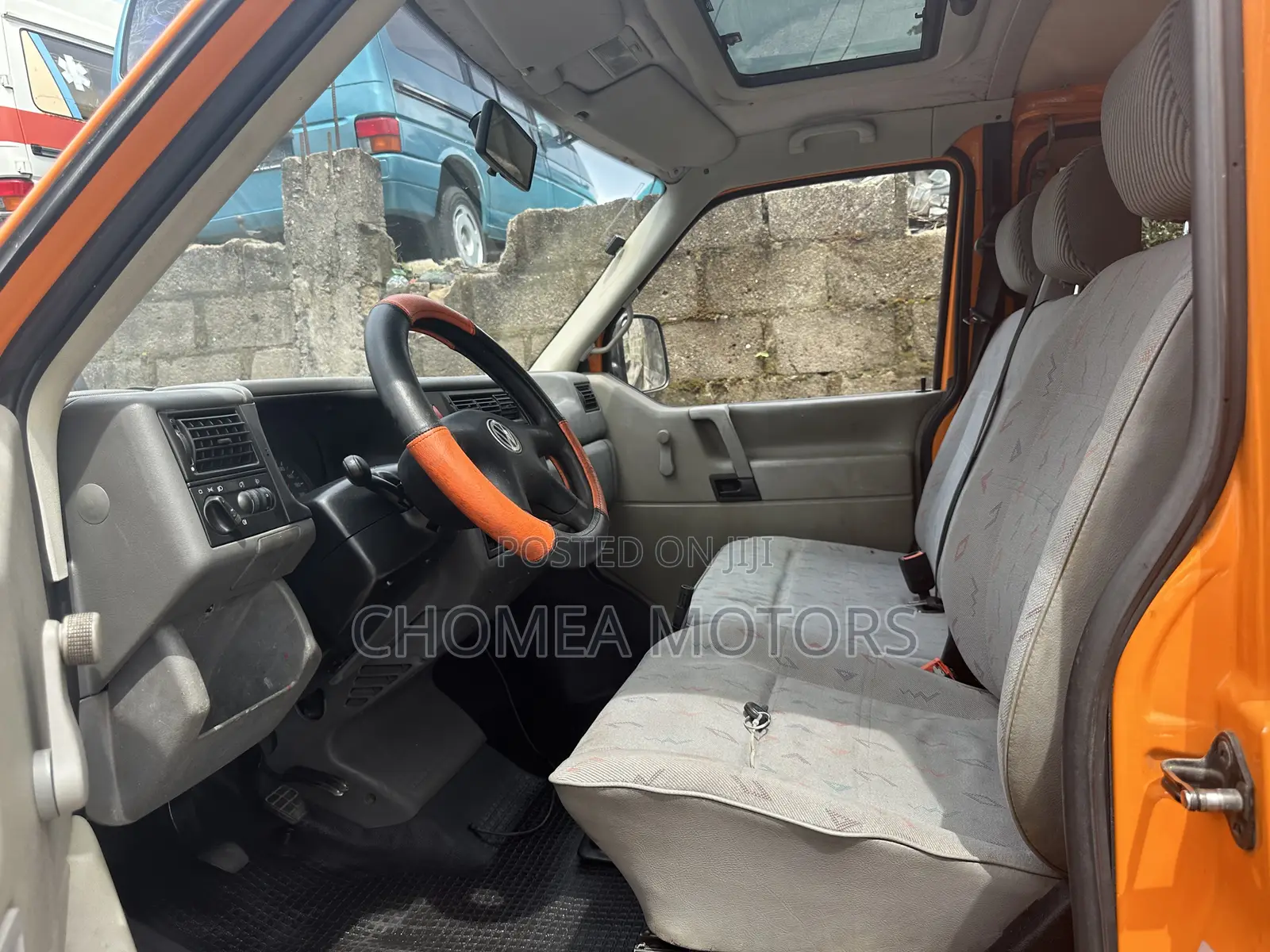 Volkswagen Transporter 2005 Orange