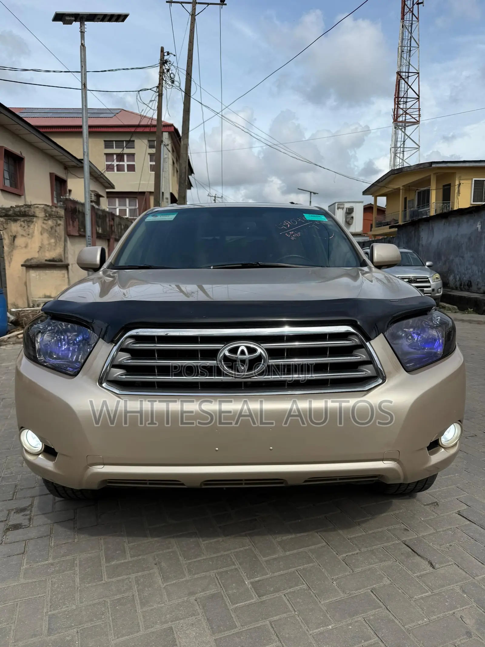 Toyota Highlander 2010 Gold