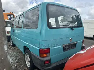 Volkswagen Transporter 2005 Blue