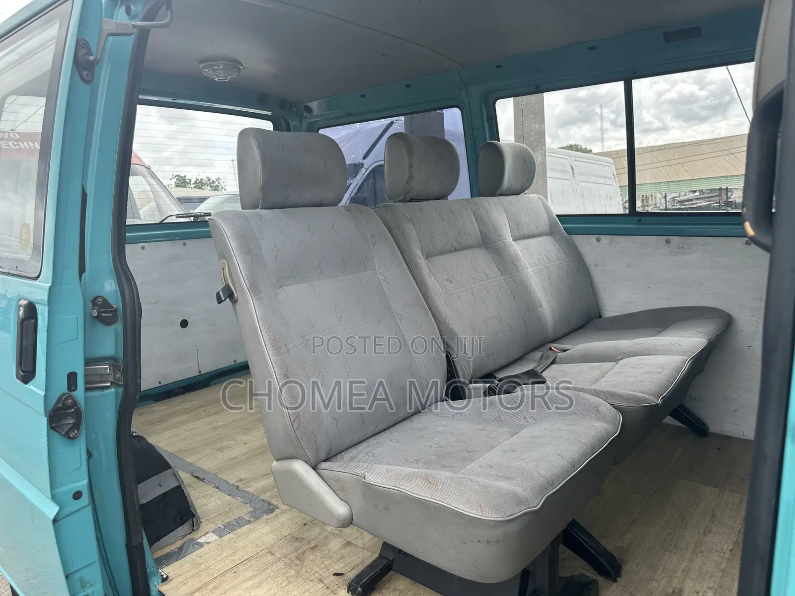 Volkswagen Transporter 2005 Blue