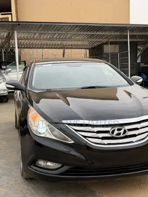 Hyundai Sonata Limited 2.0T Sedan (2.0L 4cyl 6A) 2011 Black
