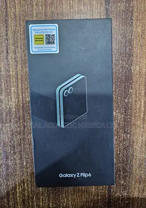 New Samsung Galaxy Z Flip6 256 GB Black