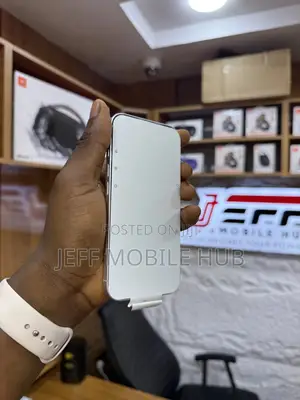 Apple iPhone 16 256 GB White