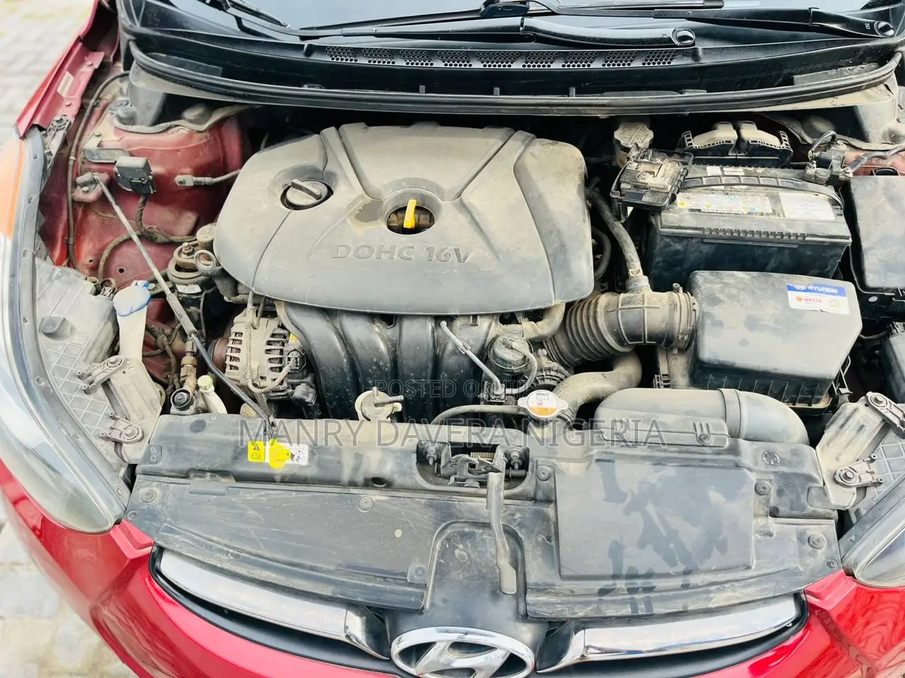 Hyundai Elantra 2012 Red