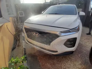 Hyundai Santa Fe SEL 2.4 AWD 2019 White