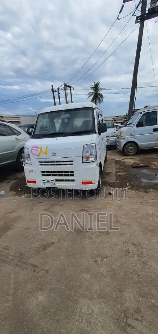 Suzuki Every 2014 White