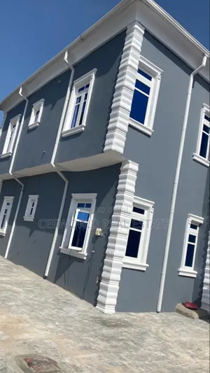 3bdrm Apartment in Moganna Estate Elebu, Akala Express for rent