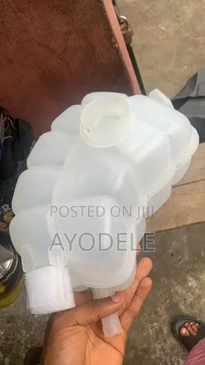 Water Can Ford Edge 2016 to 2020