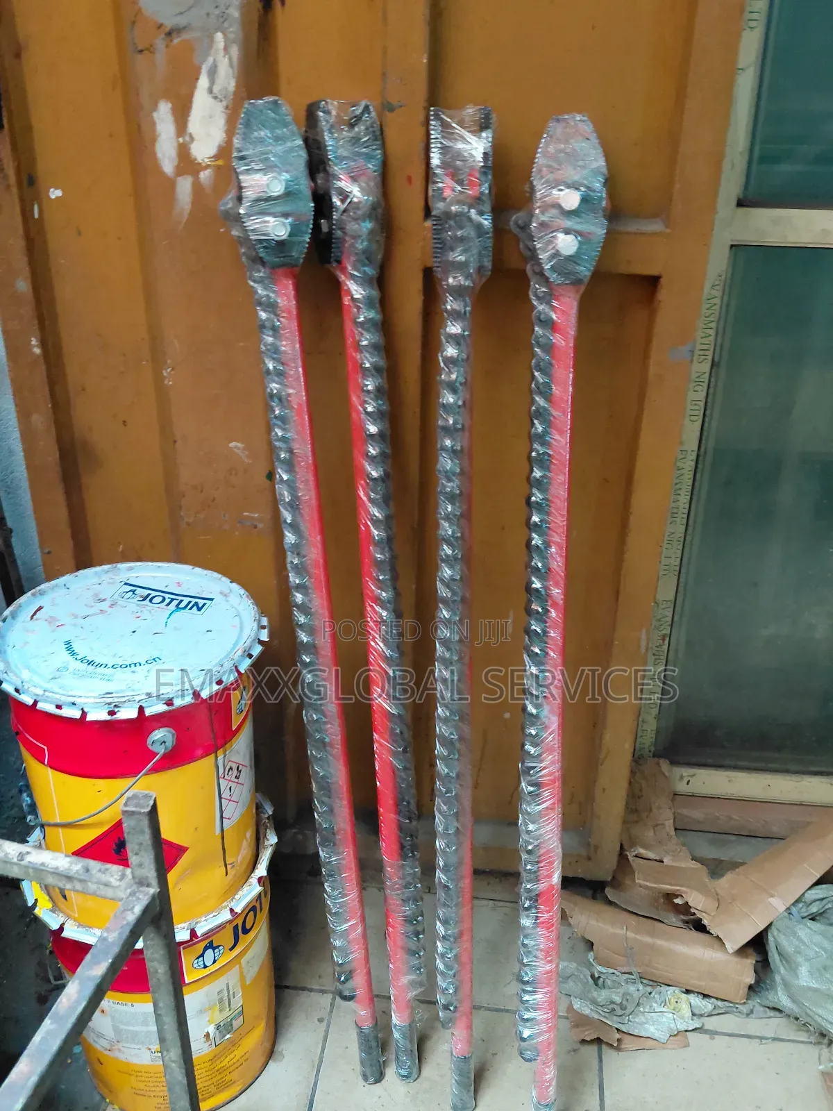 12" Chain Tong