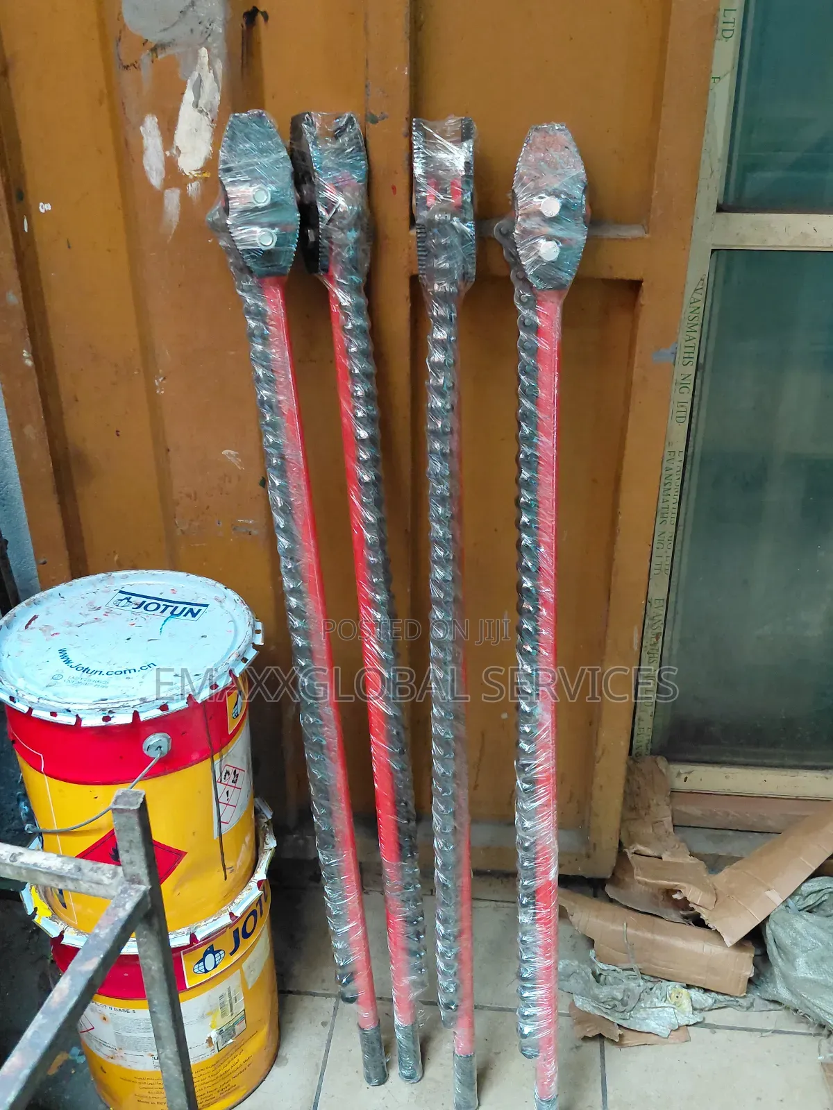 12" Chain Tong