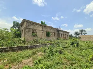 100/100 Plots Of Land With 4 Bedroom Bungalow House