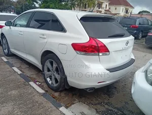 Toyota Venza 2012 White