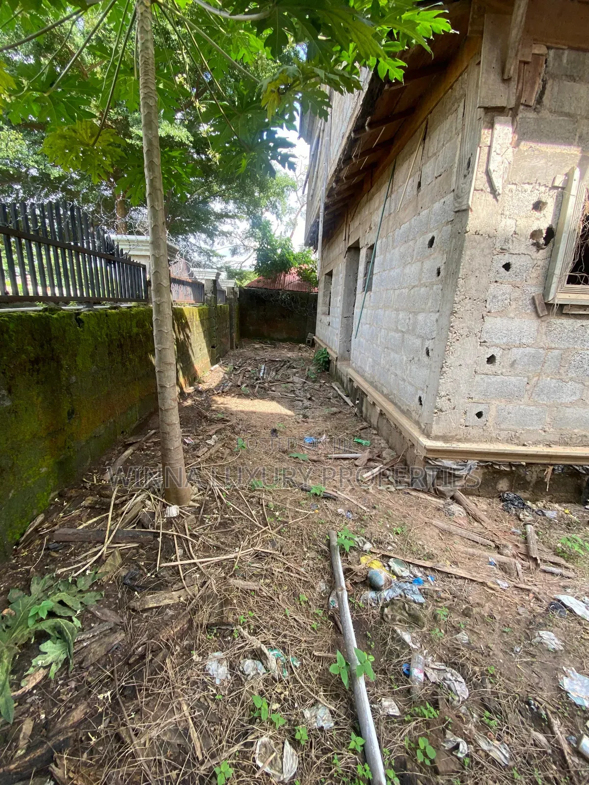 4bdrm Duplex in Aiben, Lugbe District for sale