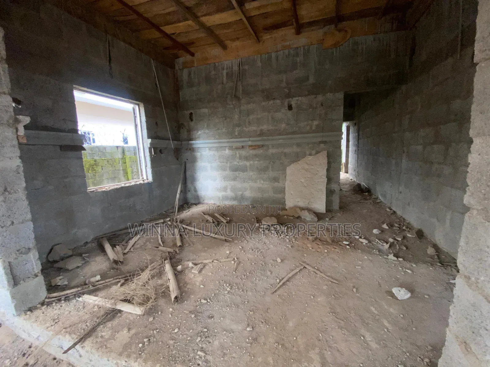 4bdrm Duplex in Aiben, Lugbe District for sale