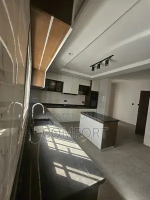 5bdrm House in Galadimawa for rent