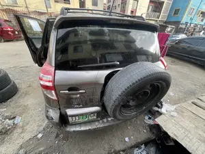 Toyota RAV4 2011 Gray