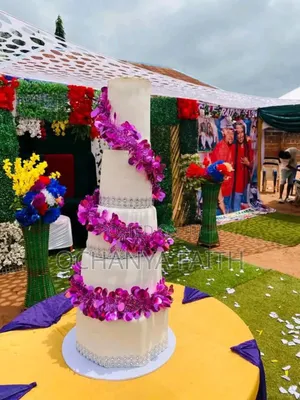 Weeding Cake