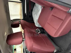New Toyota Hilux 2025 Gray